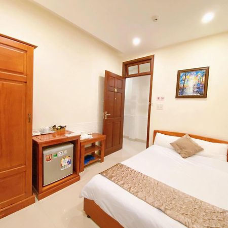 Hotel Pham Duy Dalat Exteriör bild
