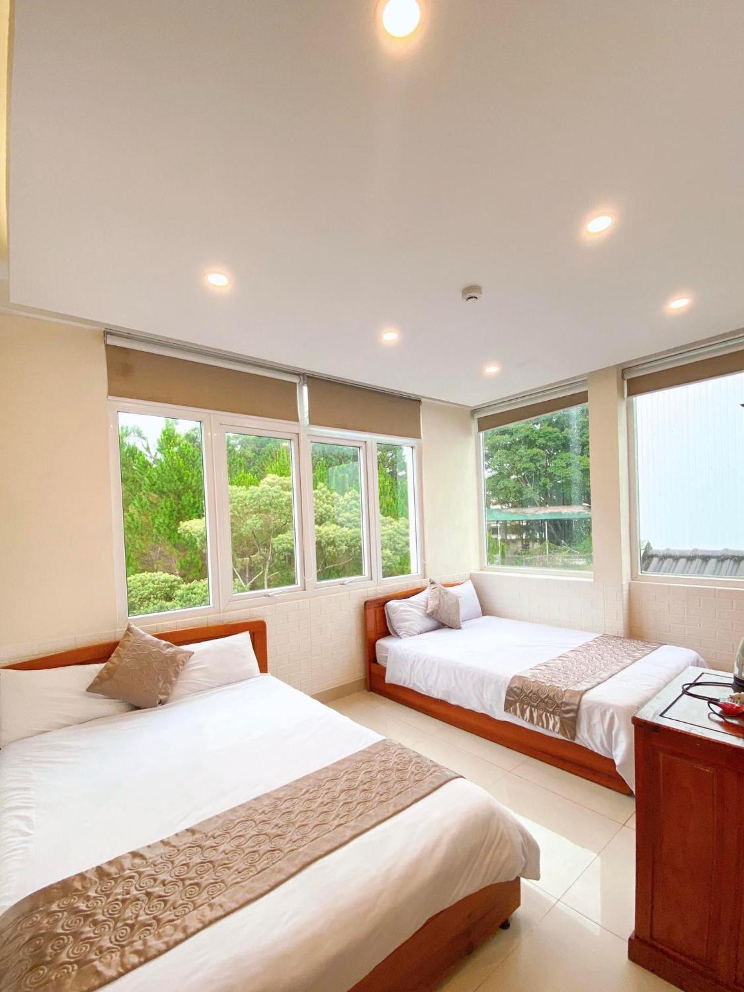 Hotel Pham Duy Dalat Exteriör bild